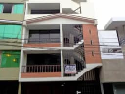 DEPARTAMENTO 55 M2 2 DORMITORIOS FRENTE MUNICIPALIDAD URB. LAS PALMERAS LOS OLIVOS DESDE $ 50.000