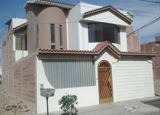 EN VENTA CASA DE 2 PLANTAS, URBANIZACION MONTE VERDE — foto 1