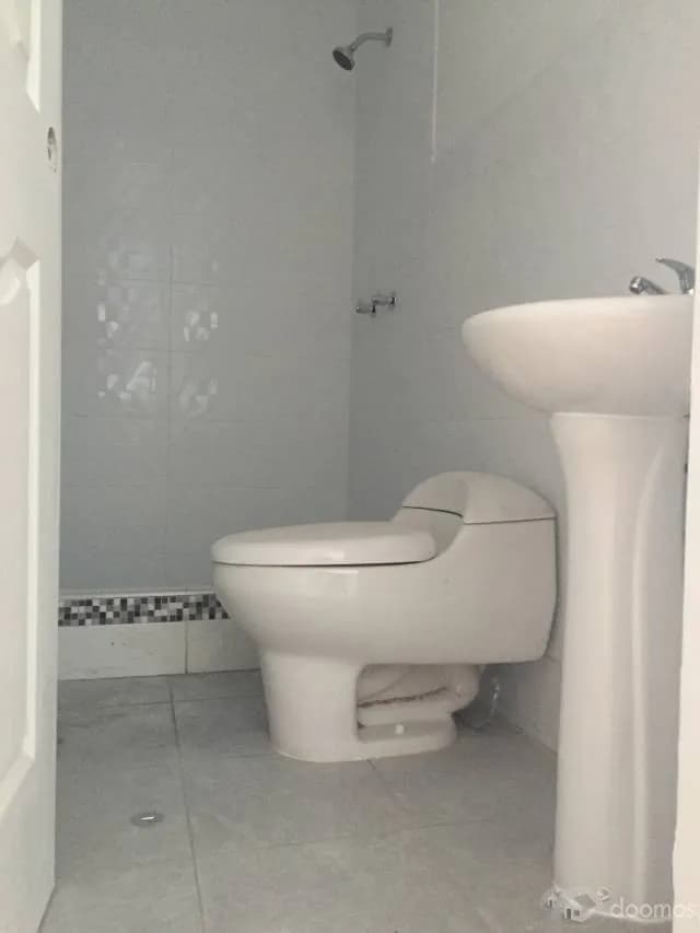 VENTA DE DEPARTAMENTO DE VILLA MARIA DEL TRIUNFO ZNA NVA — foto 2