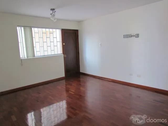 LINDO DEPARTAMENTO EN SURQUILLO LIMITE CON SAN ISIDRO — foto 2