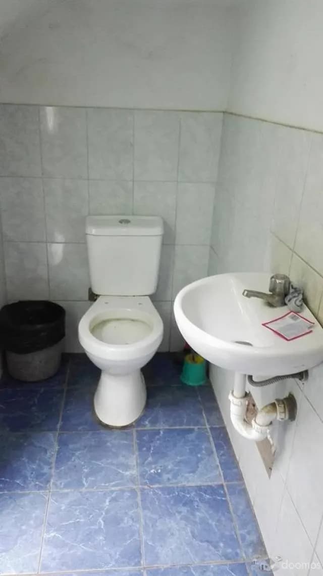 REMATO CASA DE 3 PISOS EN PUENTE PIEDRA - 100m2 — foto 2
