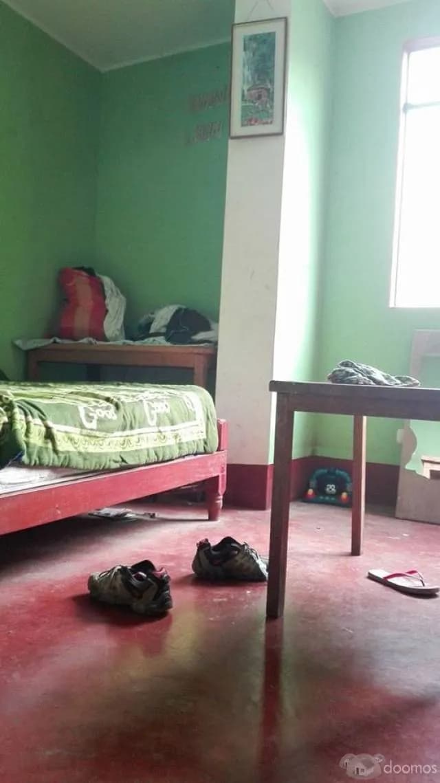 REMATO CASA DE 3 PISOS EN PUENTE PIEDRA - 100m2 — foto 3