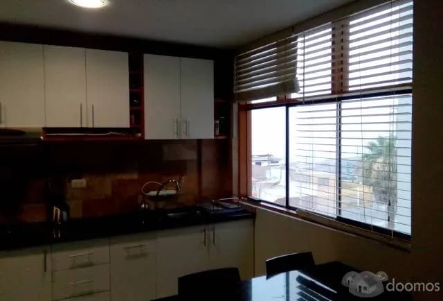 Vendo departamento en 4to. piso con cochera — foto 3
