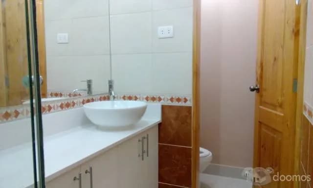 Vendo departamento en 4to. piso con cochera — foto 6