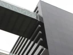 Oficinas Amobladas y Equipadas frente al Jockey Plaza