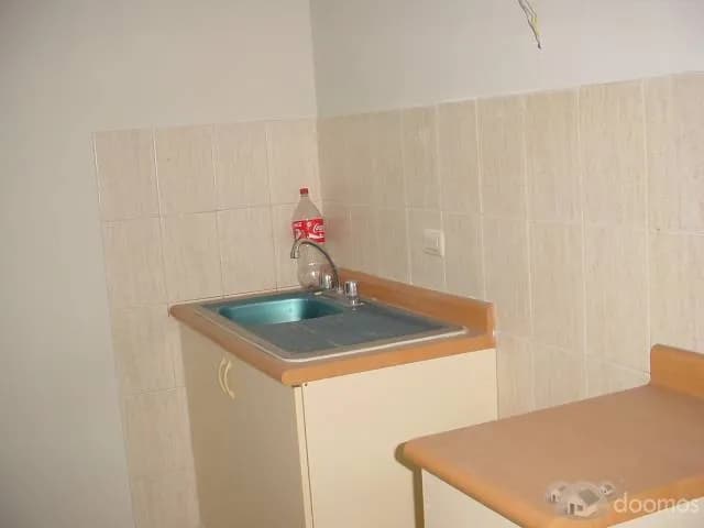 DEPARTAMENTO COMODO EN  PRIMER PISO - LA CALERA DE LA MERCED - SURQUILLO — foto 7