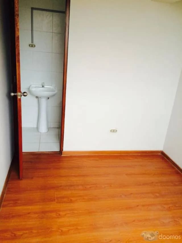 DPTO HERMOSO ALQUILO LOS OLIVOS URB. COVIDA 5 DORMITORIOS 180 M2 — foto 7