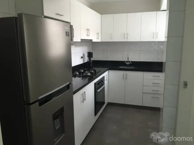 ALQUILO EXCLUSIVO DPTO FULL AMOBADO,CERCA A LARCOMAR, 3DOR, 120M2, USD1150 — foto 1