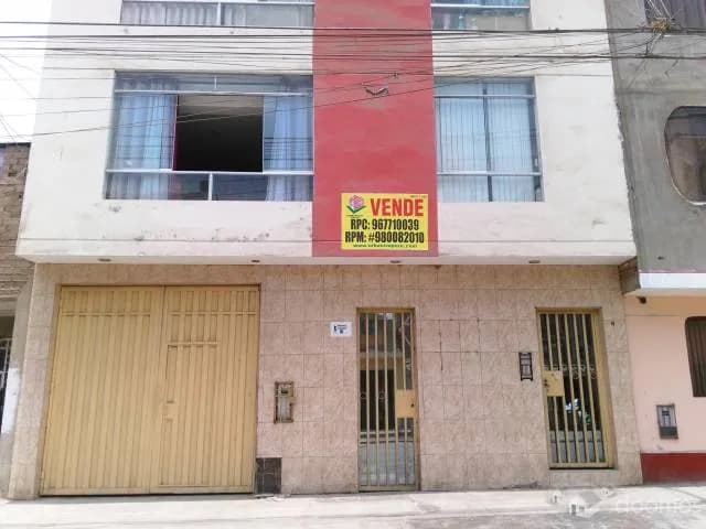 EDIFICIO EN URB. PRO — foto 1