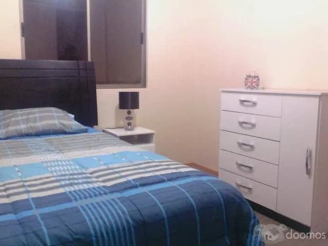 ALQUILO HABITACION AMOBLADA en departamento — foto 2