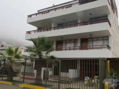 REMATO DEPARTAMENTO EN ZONA RESIDENCIAL DE NAPLO