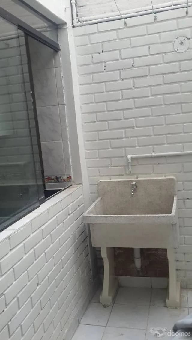 Alquilo Lindo Minidepartamento - Remodelado de Estreno - SURCO — foto 2