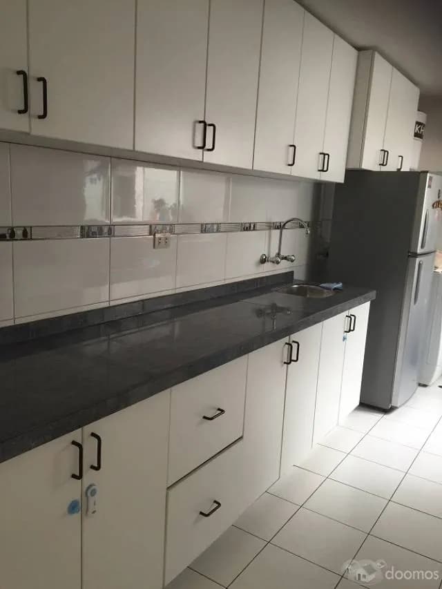 Dpto 100m2, 3 dormitorios, 2 baños, 1 cochera a 3 cdras Av. Benavides — foto 2