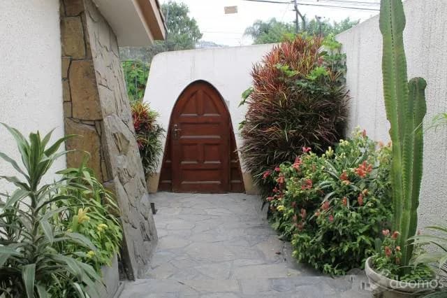 VENDO CASA EN SANTIAGO DE SURCO — foto 2