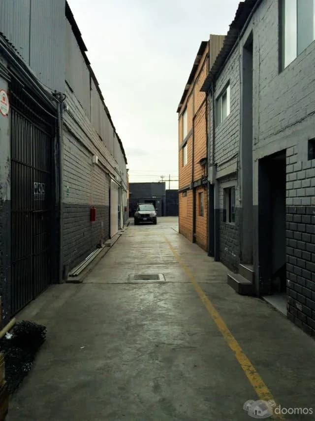Alquiler de oficinas y almacenes — foto 5