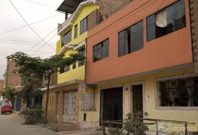 VENDO CASA DE 2 PISOS — foto 1