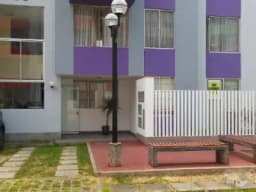 Departamento en el primer piso de 3 habitaciones, patio, jardin. Urb Matellini Chorrillos