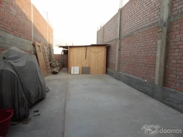 SE VENDE CASA EN EXELENTE UBICACIÓN — foto 1