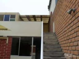 SE VENDE CASA EN SAN BORJA NORTE
