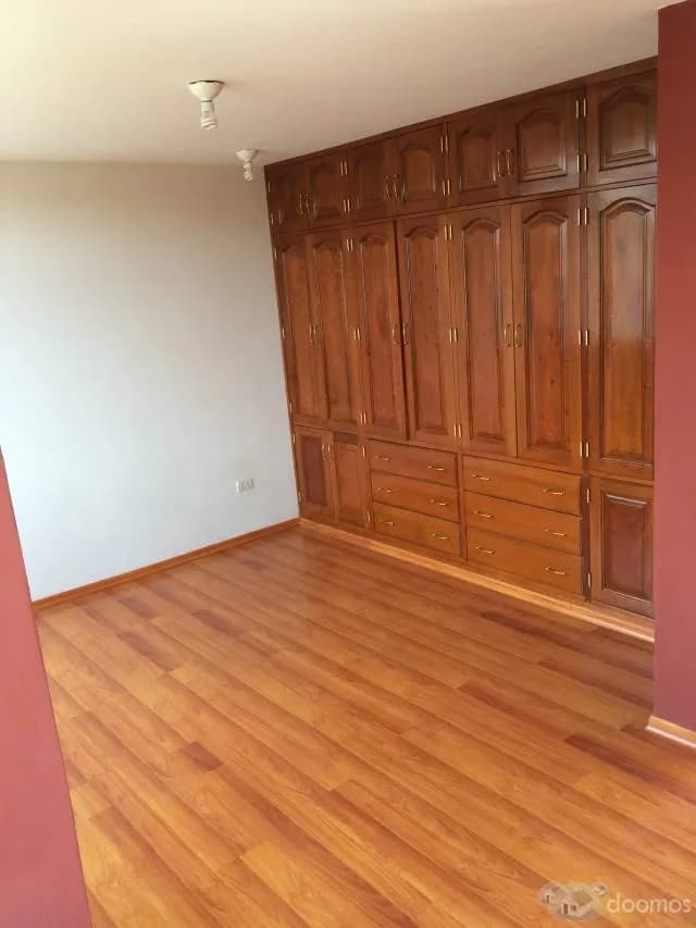 Alquilo lindo dúplex — foto 2