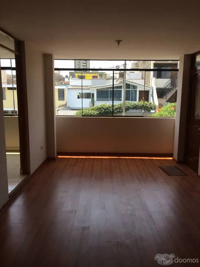 Alquilo lindo dúplex — foto 4