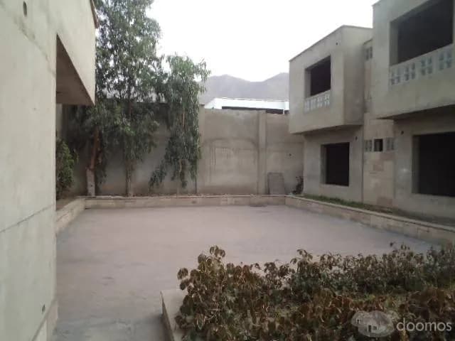 MAGNIFICA OPORTUNIDAD CASA EN SOL DE LA MOLINA II ETAPA — foto 2