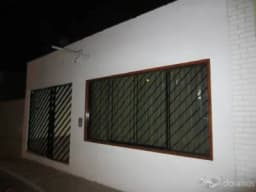 ALQUILO CASA