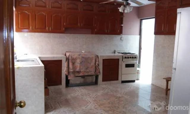 VENDEMOS CASA EN CALLE ANCON - URB. SANTA VICTORIA. — foto 4