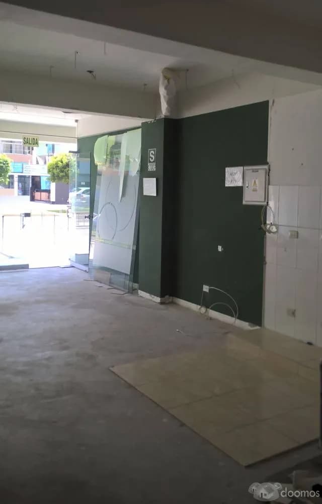 Alquilo Local  San Miguel de 134 m2 a 20 dólares x m2 — foto 5