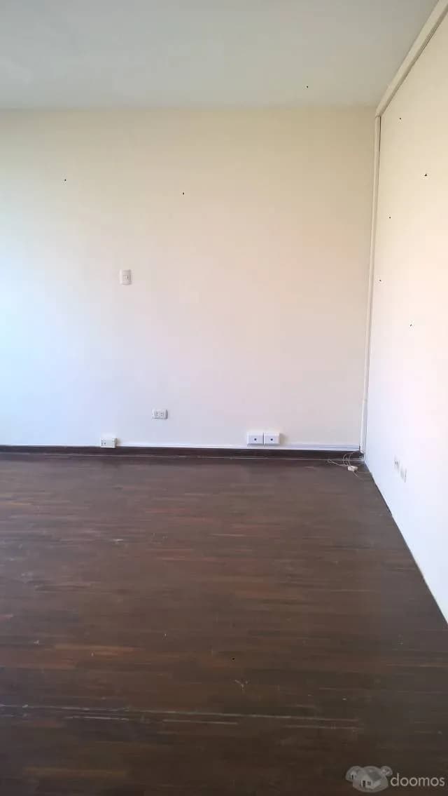 Alquilo Oficina de 210 m2 Surco a 1300 dólares — foto 2