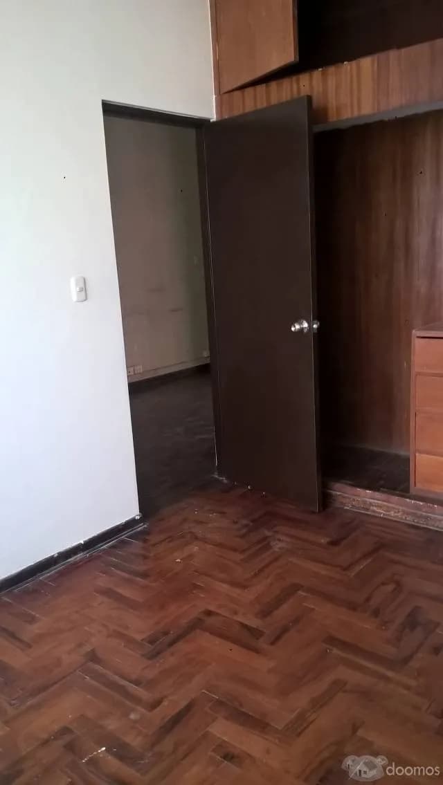 Alquilo Oficina de 210 m2 Surco a 1300 dólares — foto 3