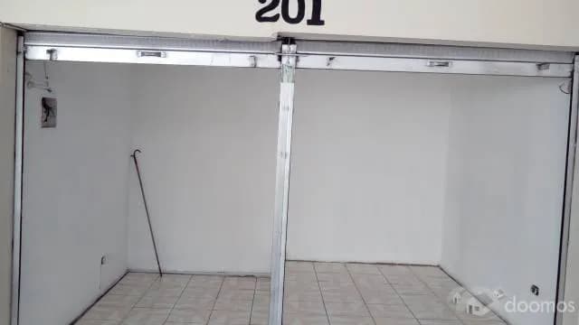 Alquilo Tienda.,!! Exelente Ubicacion Avenida Abancay!! — foto 2