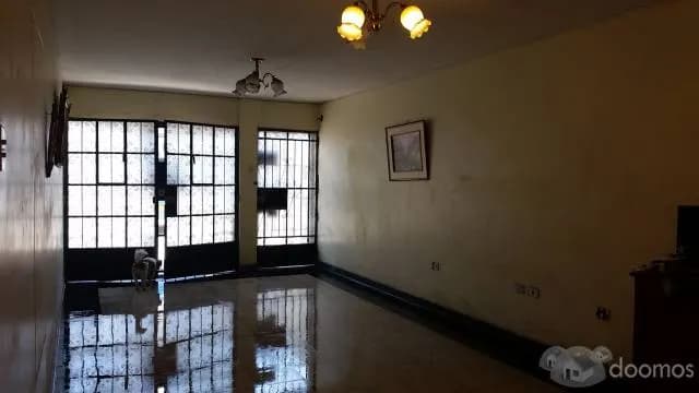 ALQUILER DE LOCAL COMERCIAL — foto 1