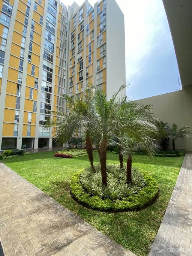 Moderno Departamento Amoblado 1 dormitorio Miraflores — foto 7