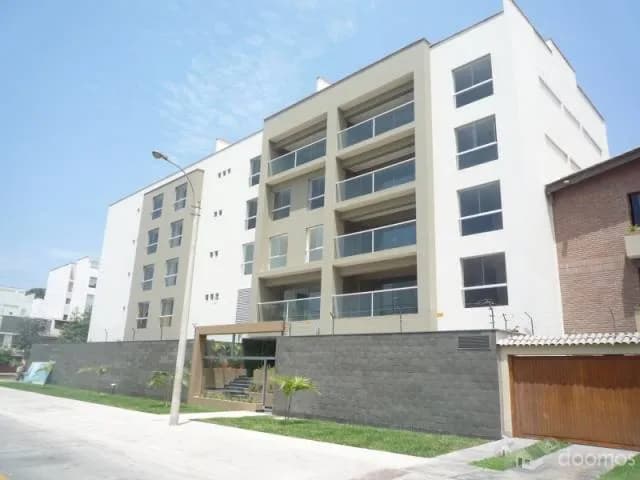 Amplio departamento en primer piso — foto 1