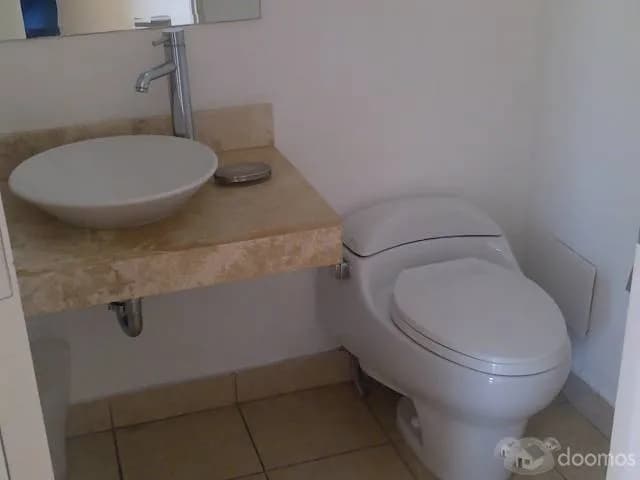 Dpto. zona Marriott, con balcon, 2 dormit, amoblado, $1200 — foto 3