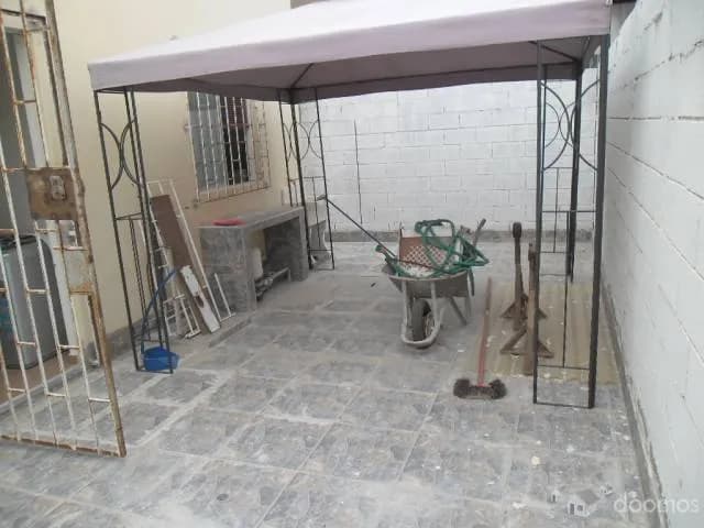 SE ALQUILA CASA SOLO PARA EMPRESA — foto 2