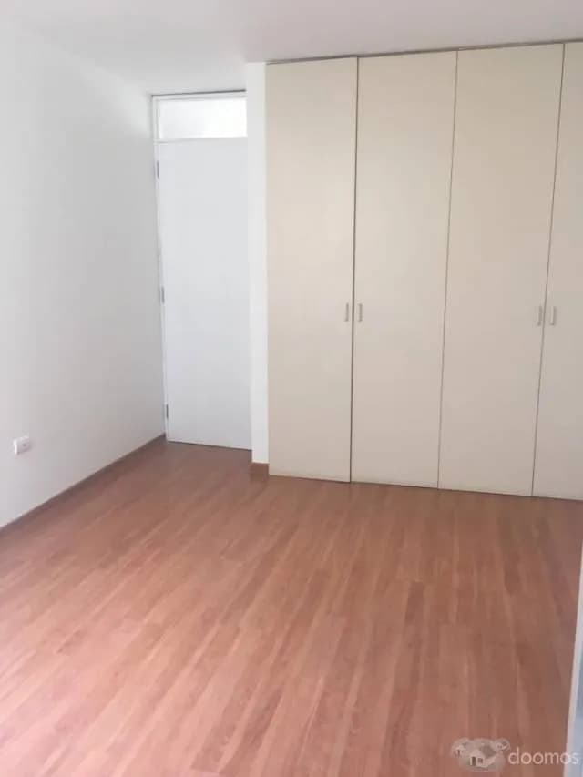 Comparto Departamento en Monterrico — foto 5