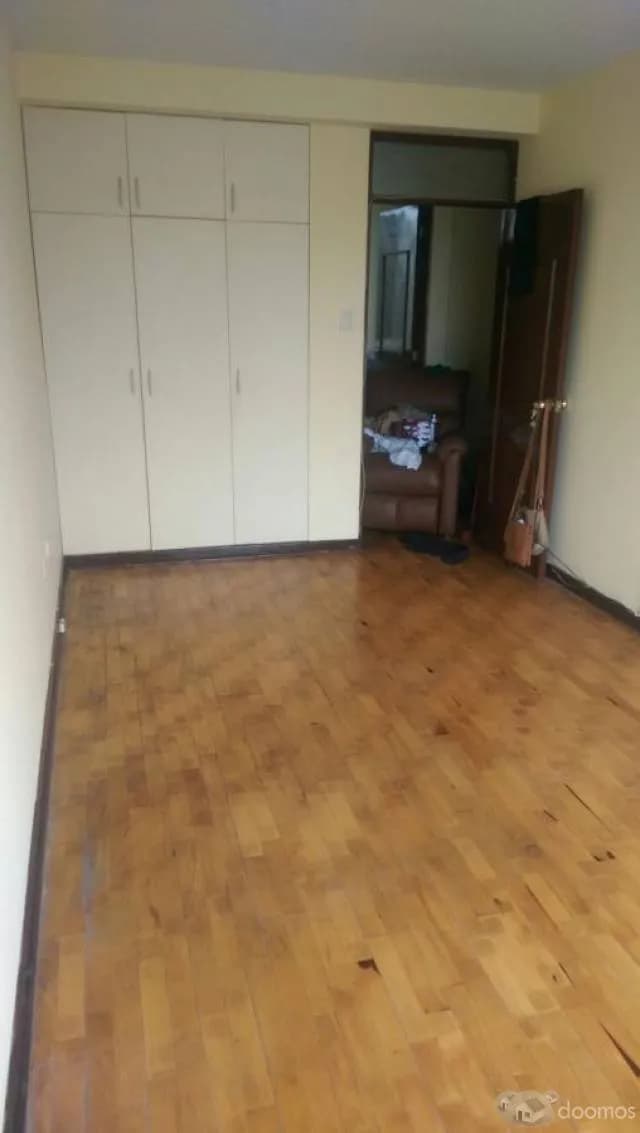 Flat de excelente distribucion en limite de Barranco y Miraflores — foto 6