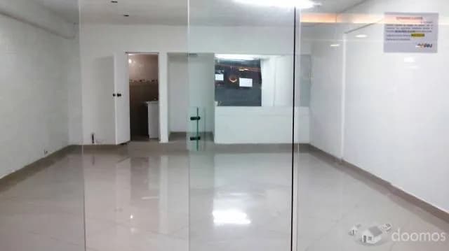 Alquiler de Tienda/Local en Centro Comercial Caminos del Inca — foto 1