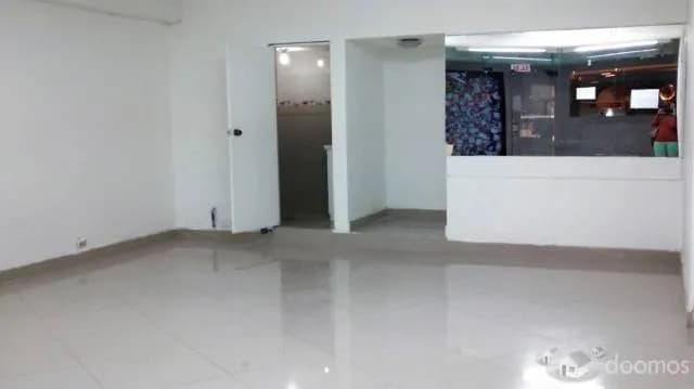 Alquiler de Tienda/Local en Centro Comercial Caminos del Inca — foto 4