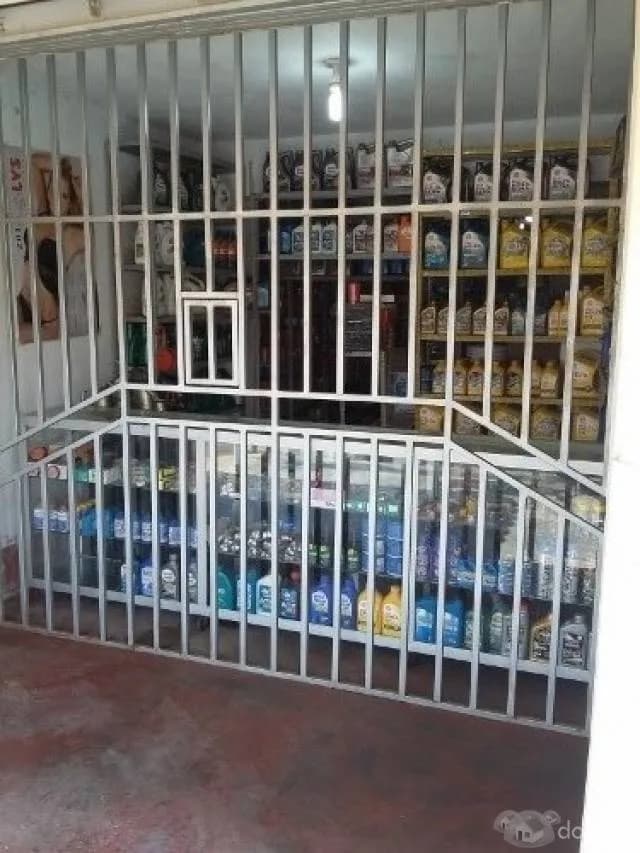 SERVICENTRO, LAVADERO EN ZONA MUY TRANSITABLE — foto 5