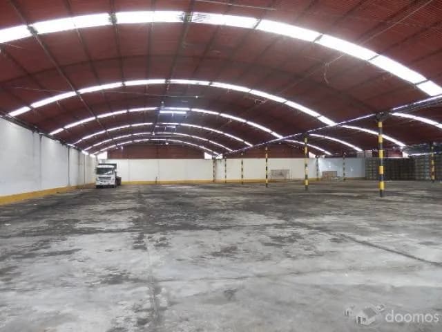 ALMACEN EN ALQUILER HASTA 15000 M2 — foto 1