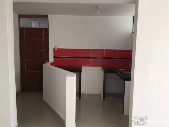 Se alquila departamento y habitaciones de estreno — foto 2