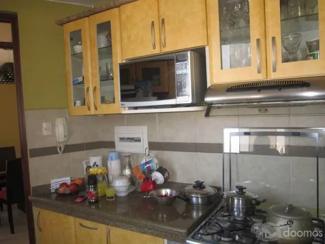 VENTA DE DEPARTAMENTO CÉNTRICO SEMI AMOBLADO — foto 3
