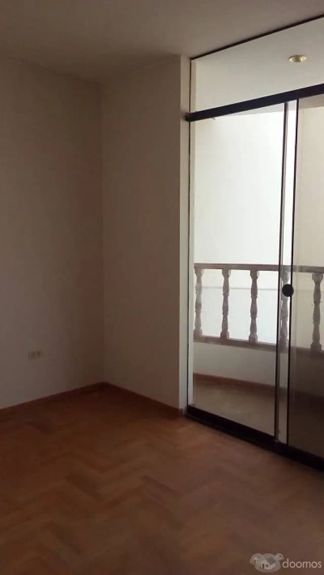 Venta Impecable Casa en Los Cedros, Chorrillos. — foto 6