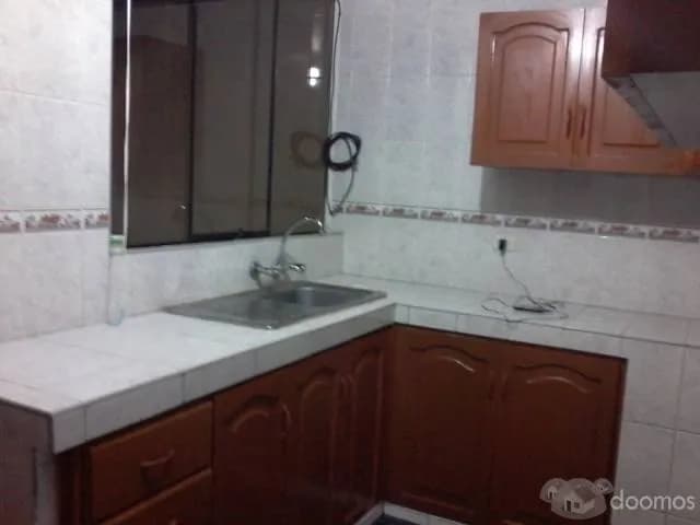 ALQUILER DE CUARTO PARA SEÑORITA EN SAN MIGUEL — foto 1