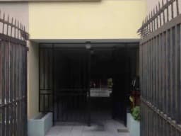 Alquilo Departamento en primer Piso