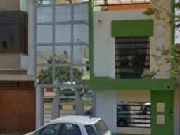 ALQUILER DE CASA PRIMER PISO CON ACABADOS DE PRIMERA EN LAREDO