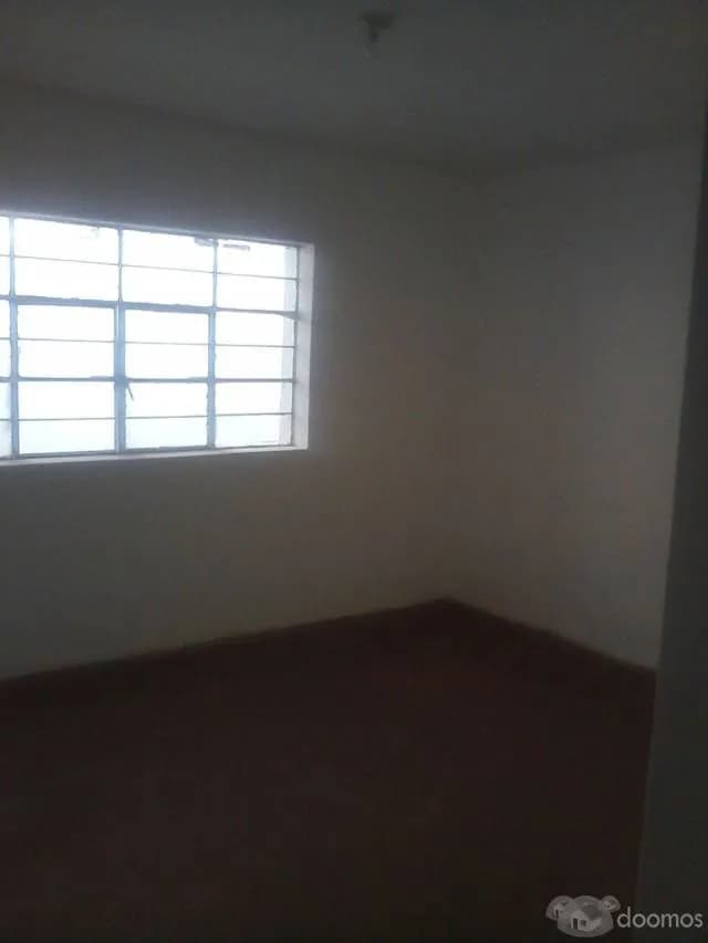 Remato casa de un piso a 4cdras. de metro de belaunde — foto 6